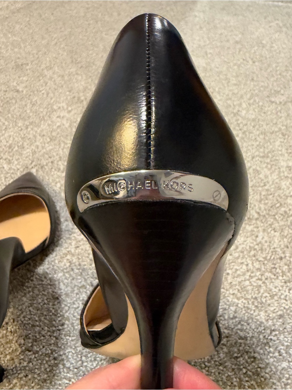 MICHAEL KORS Black Leather Flex Pointed Toe D'Orsay Pumps Heels Size 9.5M - Picture 4 of 7